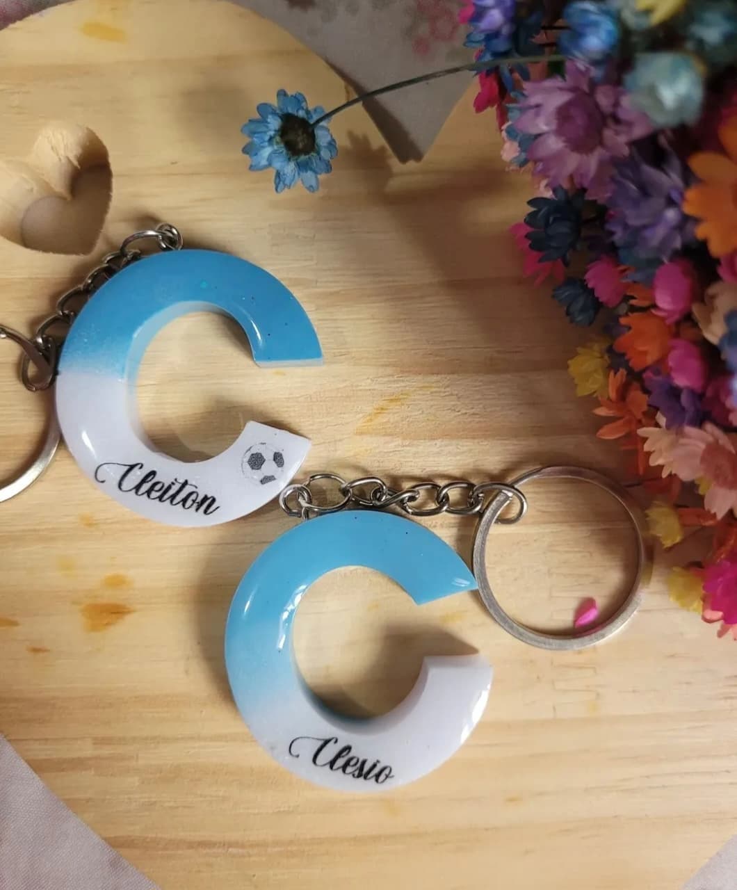 Chaveiro personalizado em resina